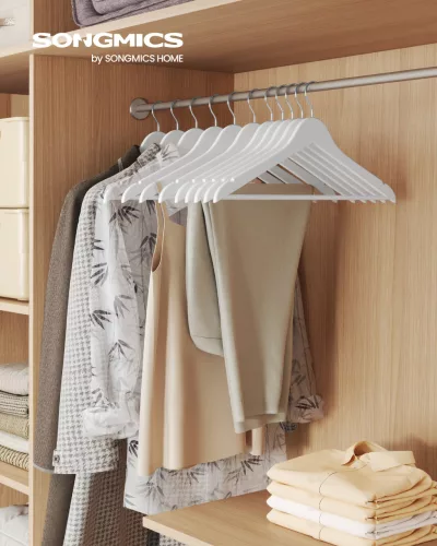 SONGMICS vékony fa ruhavállfa 30 db-os szett nyírvány felhőfehér 360° forgó akasztóval