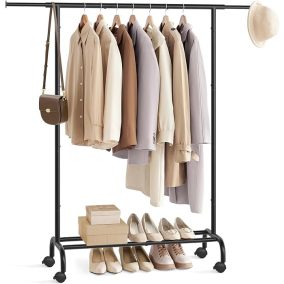 SONGMICS Kihúzható Ruhaállvány Görgőkkel Fekete