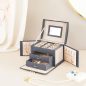   SONGMICS Hordozható Ékszertartó Doboz Szürke Műbőr Tükörrel és Zárral