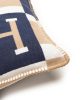 King Home Paris Home Geometrikus Díszpárna Tengerészkék-Bézs H-mintával