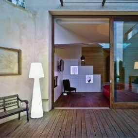   New Garden Lola 165 Akkumulátoros LED Állólámpa Fehér RGB