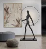 King Home Human Round LED Állólámpa Üvegszálas Fekete Művészi
